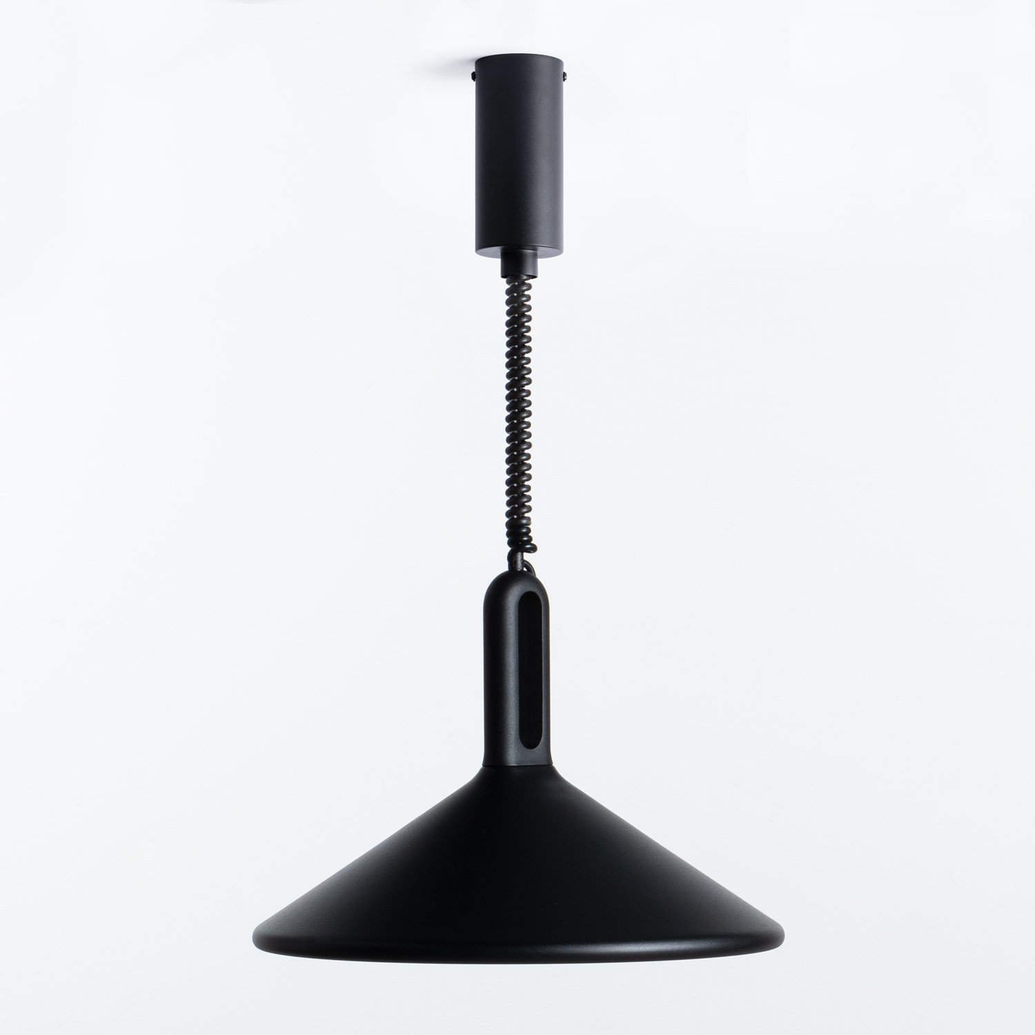 Lámpara de Techo en Metal Ditsu, imagen de galería 1