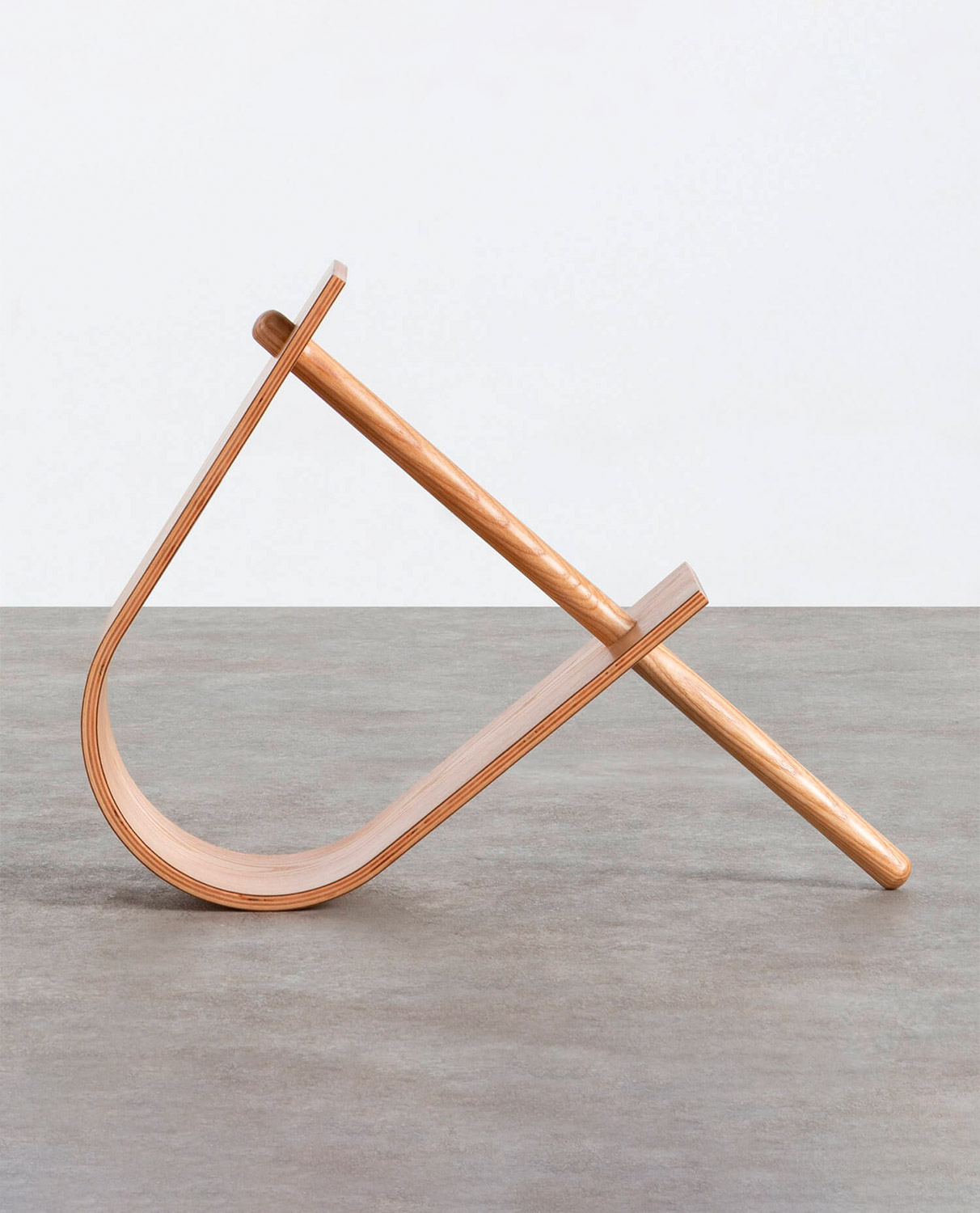 Porte-revues en MDF Iniar, image de la gelerie 2
