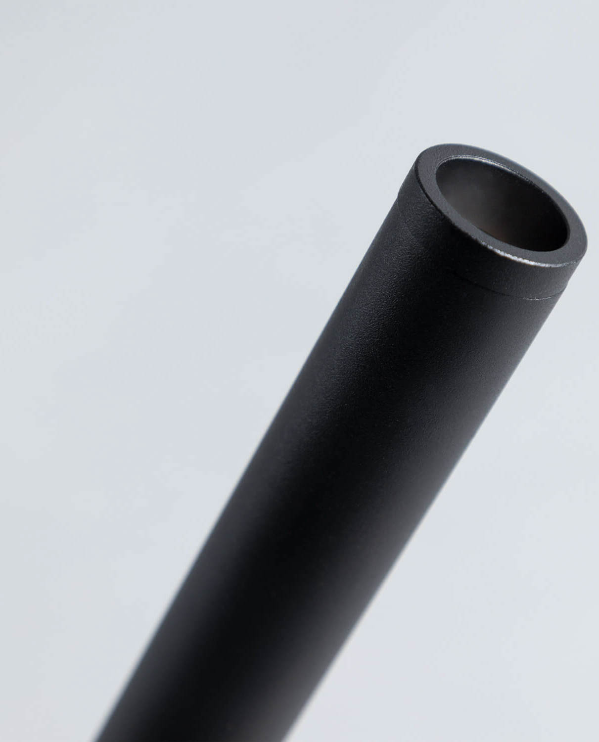 Plafonnier LED Kalf Long en Métal, image de la gelerie 5