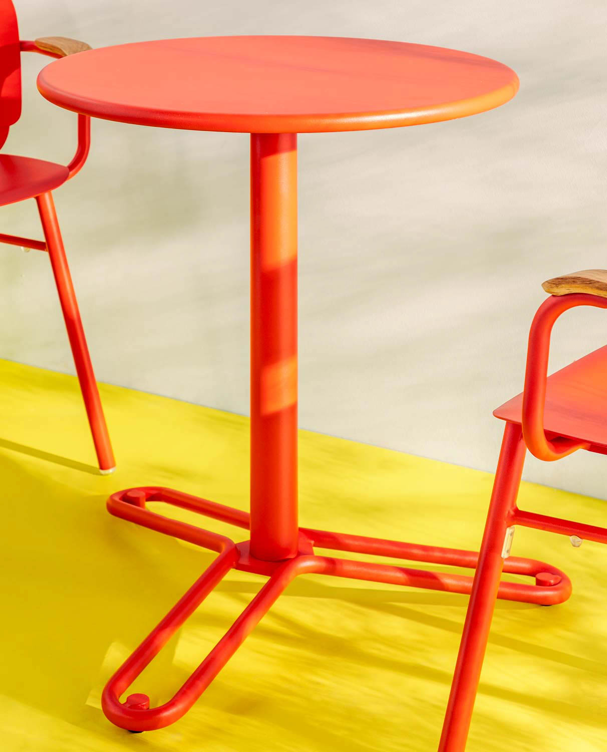 Table Ronde en Acier (Ø60 cm) Lips, image de la gelerie 2
