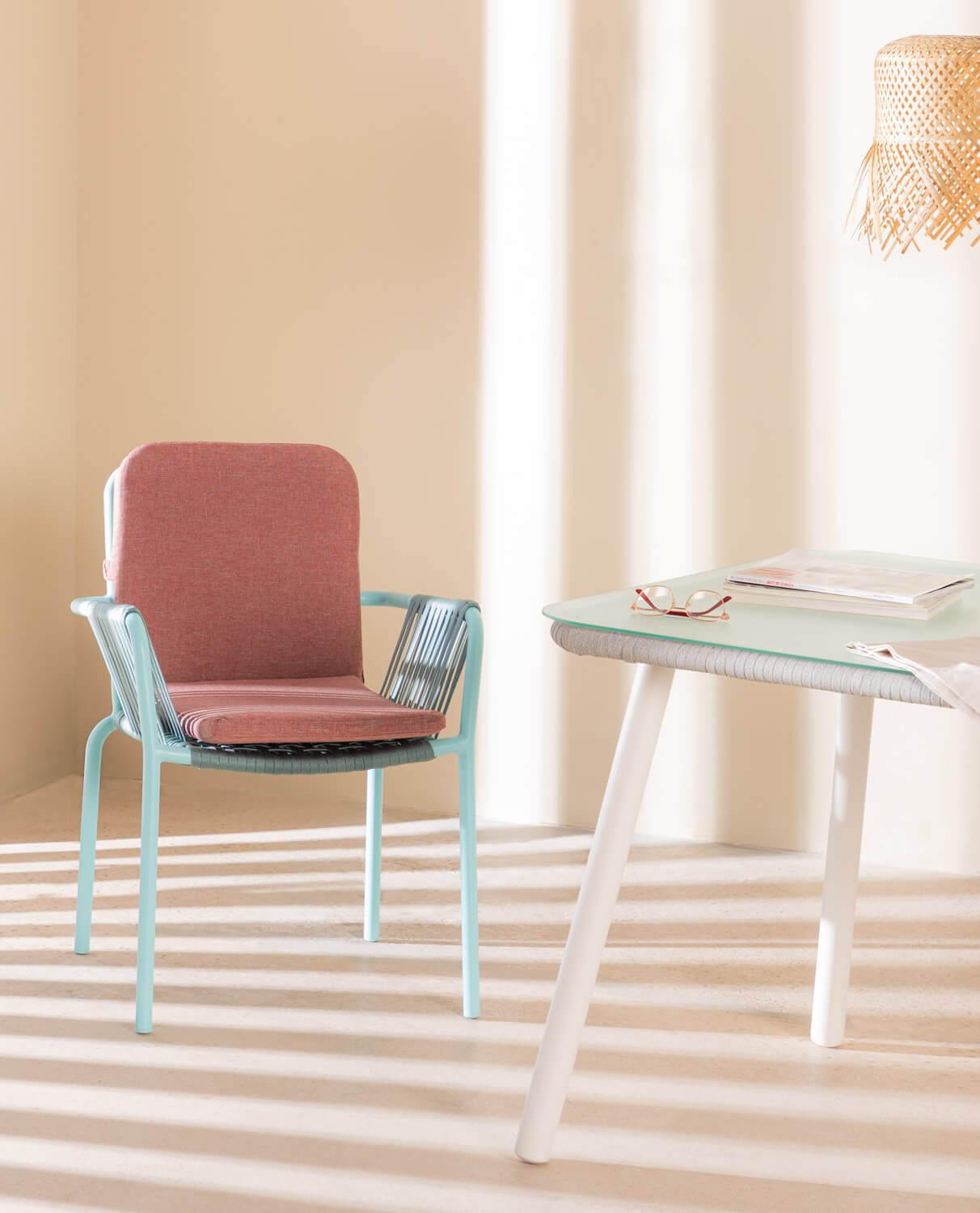 Chaise de Salle à Manger en Aluminium et Corde Drian, image de la gelerie 2