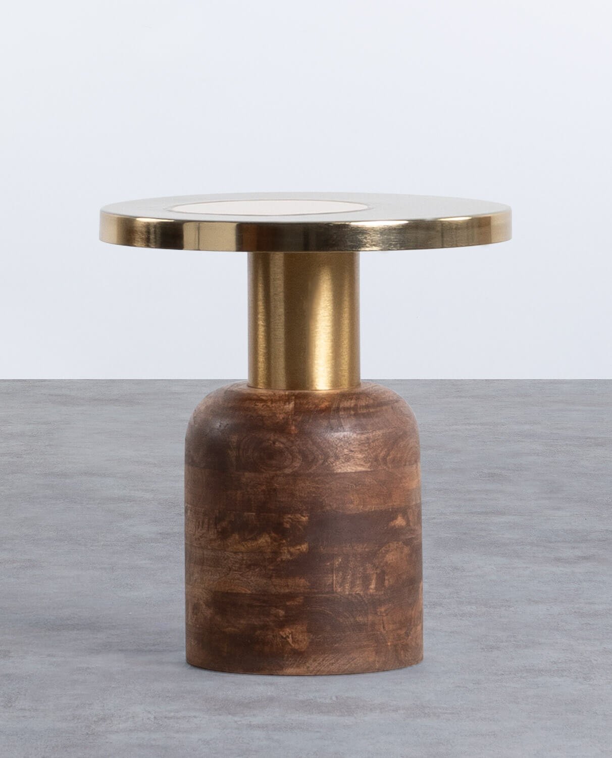 Table d'appoint en bois et métal à poignée ronde (Ø40,5 cm) Tillo, image de la gelerie 1