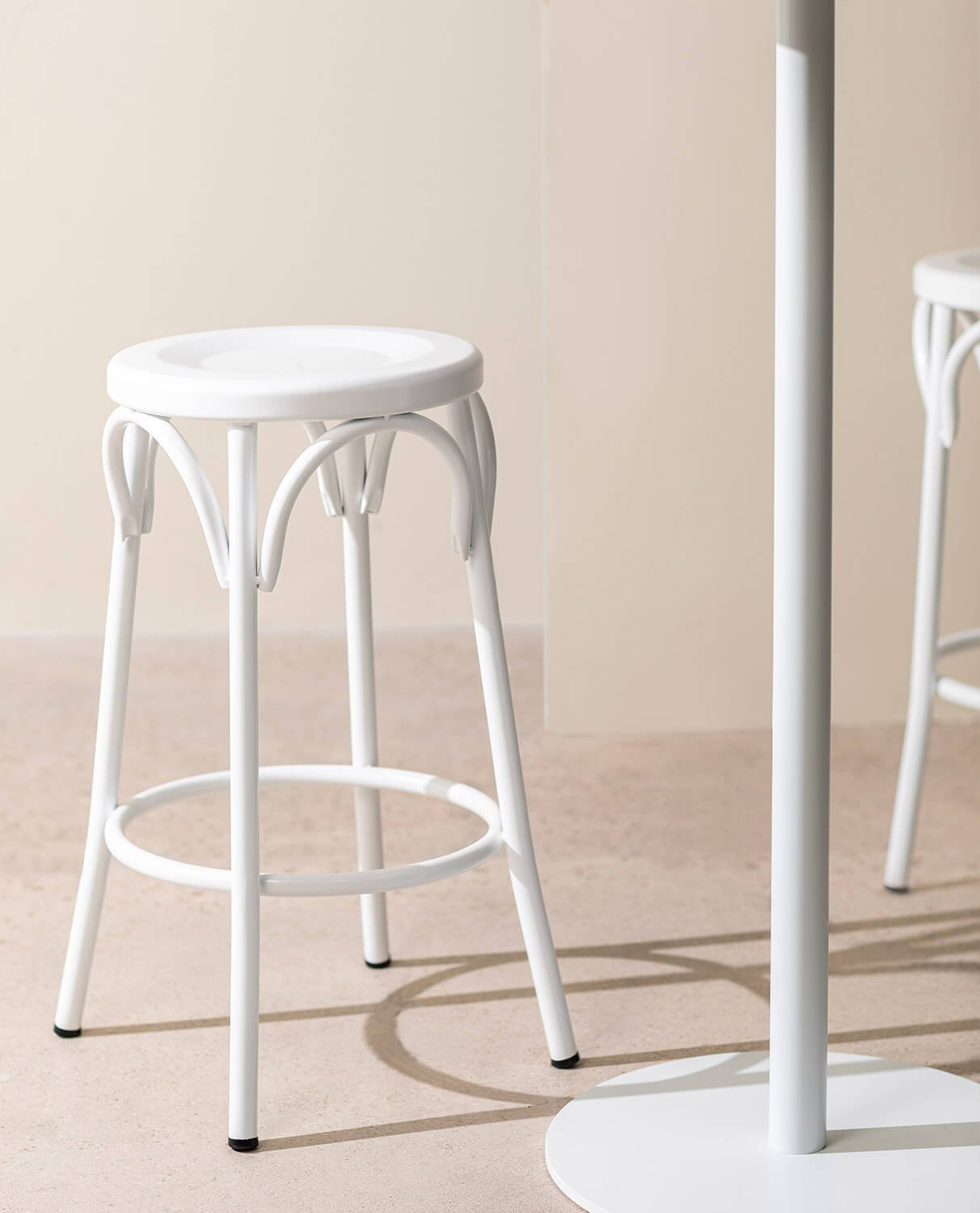 Tabouret Haut en Métal (66 cm) Baris, image de la gelerie 2