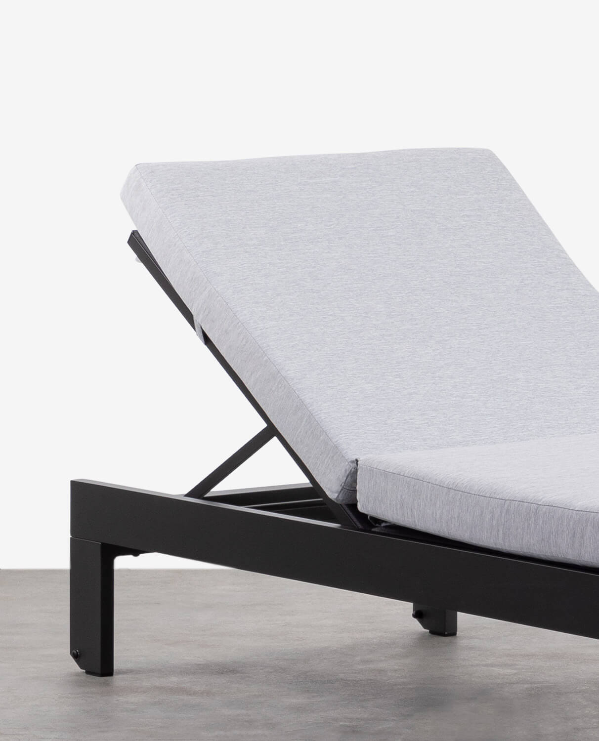 Chaise longue Inclinable en Aluminium avec Coussin en Tissu New Kreta , image de la gelerie 2