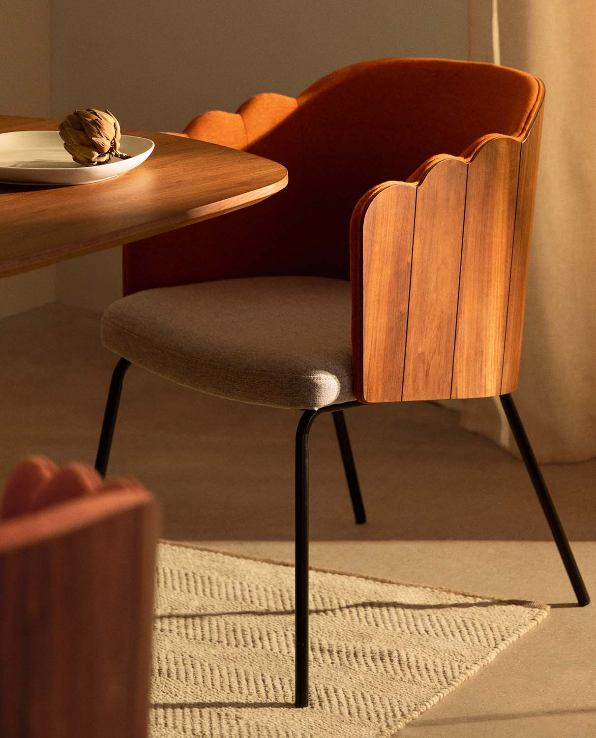Pack 4 Chaises de Salle à Manger en Bois et Tissu Rene, image de la gelerie 2
