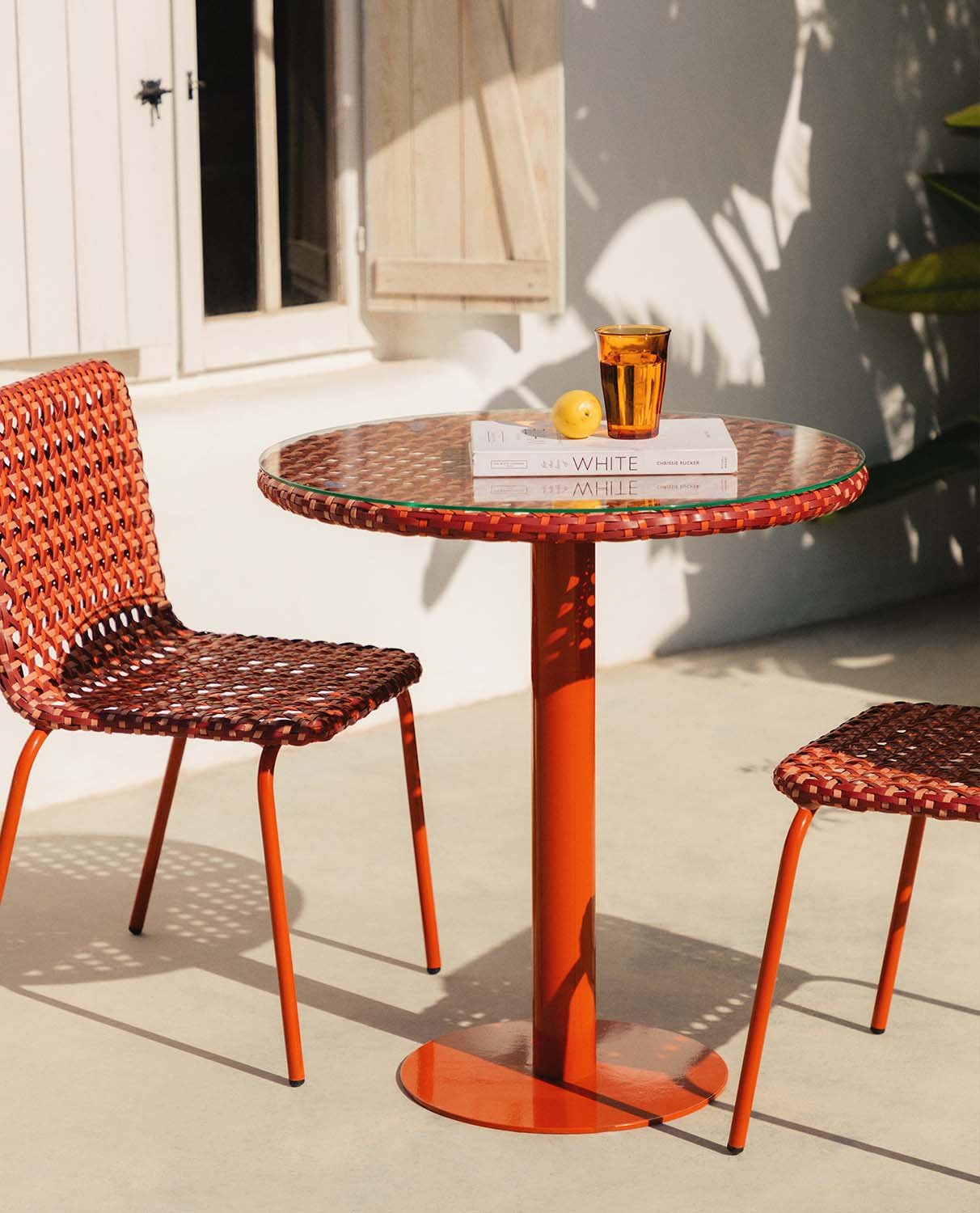 Table Ronde d´Extérieur en Aluminium et Verre Trempé (Ø70 cm) Roys, image de la gelerie 2