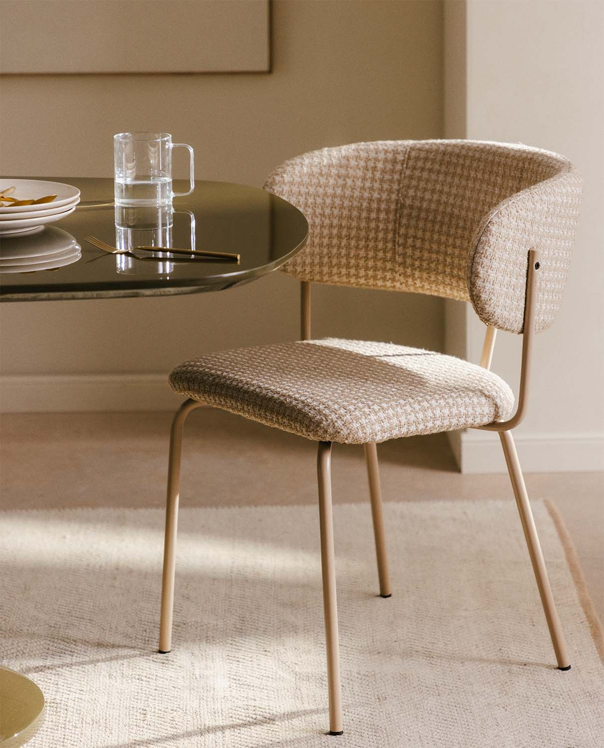 Chaise de Salle à Manger en Métal et Tissu avec Imprimé Bonse, image de la gelerie 2