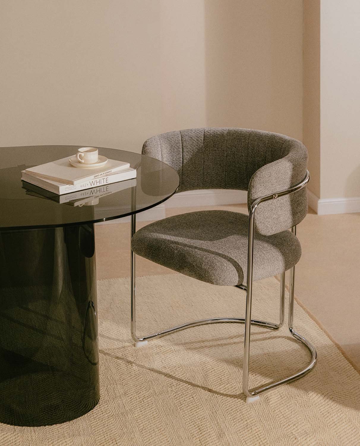 Chaise de Salle à Manger en Tissu et Métal Petra, image de la gelerie 2