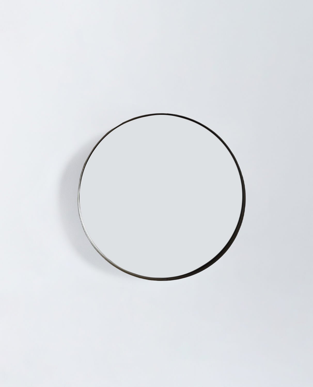 Miroir Mural Rond en Métal (Ø30 cm) Esdras, image de la gelerie 2