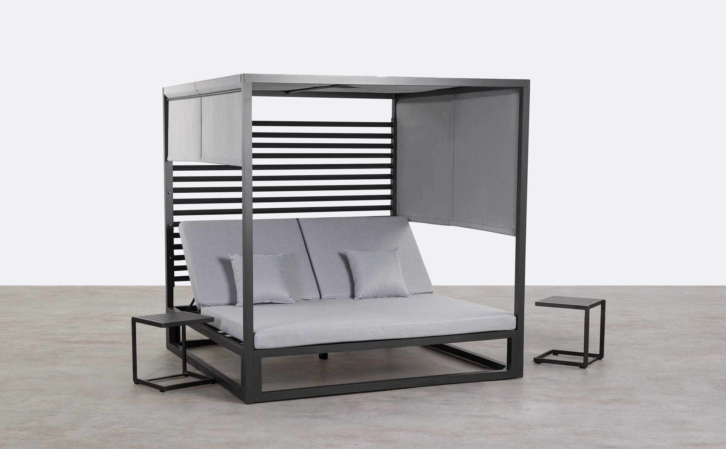 Lit Balinais Inclinable Mersia et 2 Tables d'Appoint en Aluminium Kreta Colours, image de la gelerie 1