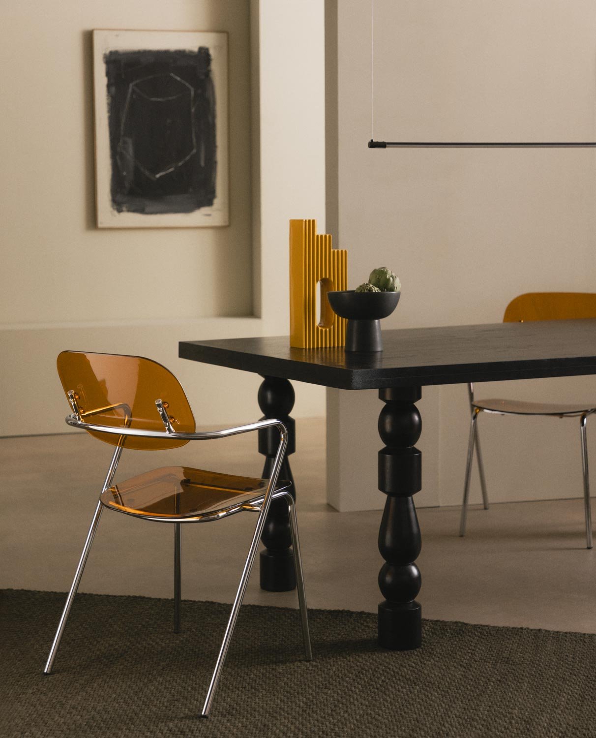 Chaise de Salle à Manger avec Accoudoirs en Polyéthylène et Métal Pinha , image de la gelerie 2
