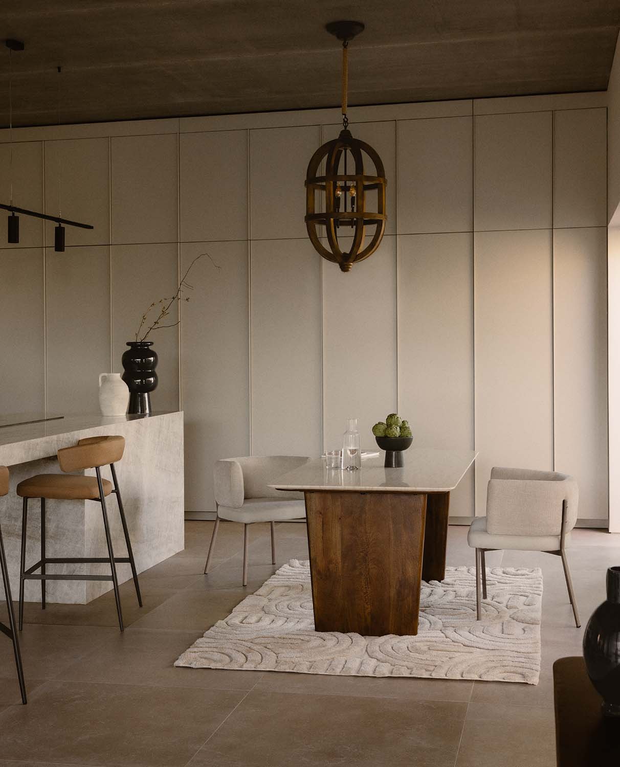 Table à Manger Rectangulaire en Marbre Égyptien et Bois de Manguier (180x90 cm) Amatis, image de la gelerie 2