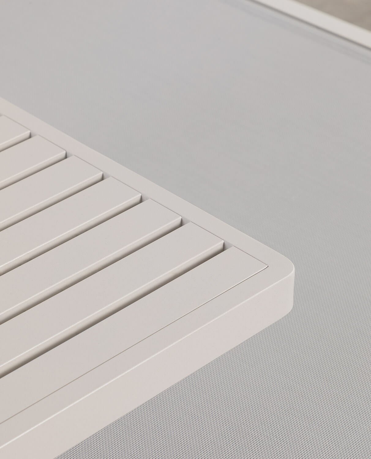 Transat et Table d´Appoint en Aluminium New Kreta, image de la gelerie 2