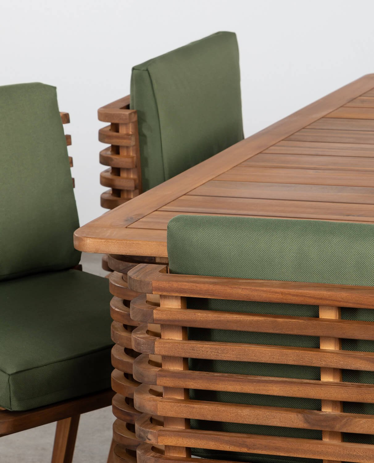 Ensemble de Table Carrée et 8 chaises en Bois d´ Acacia et Tissu Hazan, image de la gelerie 2