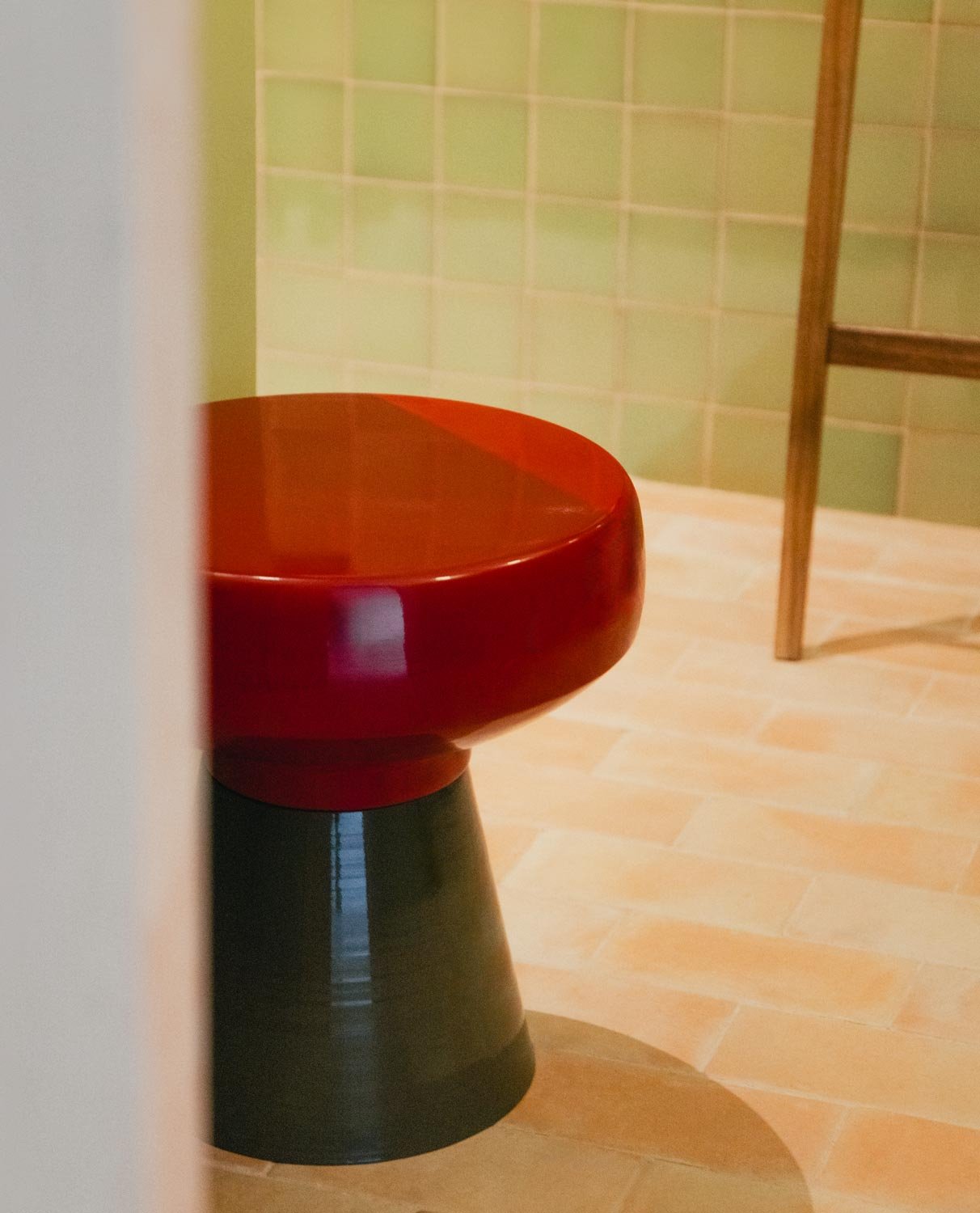 Table d'Appoint Ronde en Métal (Ø38 cm) Cloak, image de la gelerie 2