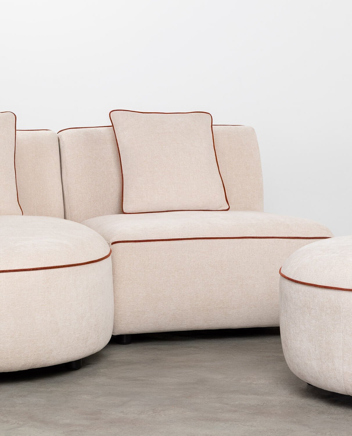 Canapé Méridienne Modulable 2 Pièces avec Fauteuil et Pouf Rond en Tissu Ilham , image de la gelerie 2