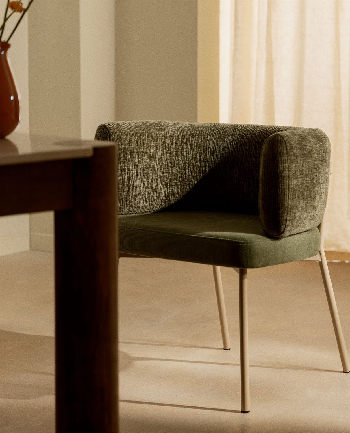 Chaise de Salle à Manger en Tissu et Métal Hades Soft, image de la gelerie 2