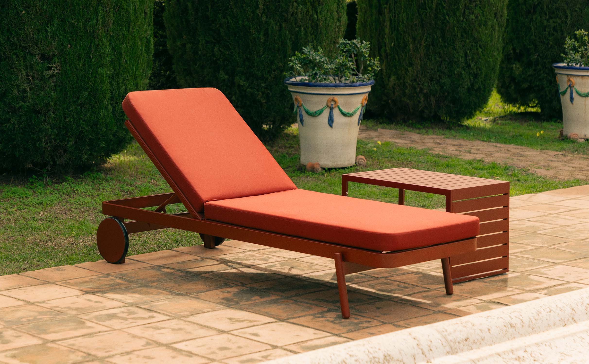 Chaise Longue Inclinable avec Coussin en Tissu et Aluminium Celina, image de la gelerie 1