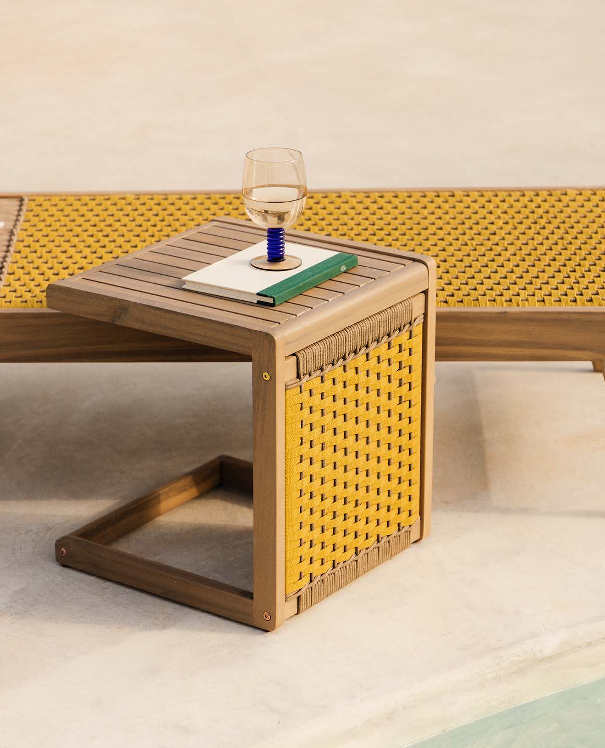 Table d'Appoint en Bois d'Acacia et Corde (40x40 cm) Mirle , image de la gelerie 2