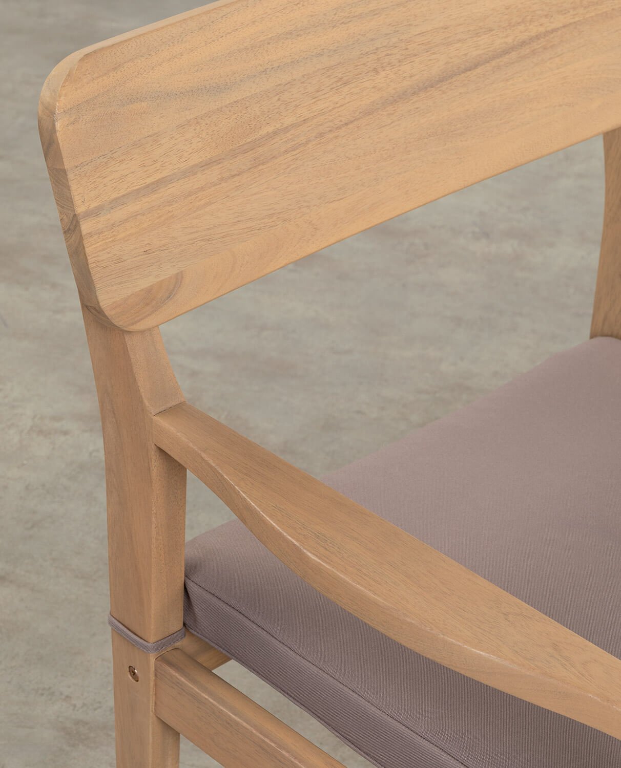 Ensemble Table Rectangulaire (240x100 cm) et 8 Fauteuils avec Accoudoirs en Bois d'Acacia Marla, image de la gelerie 2