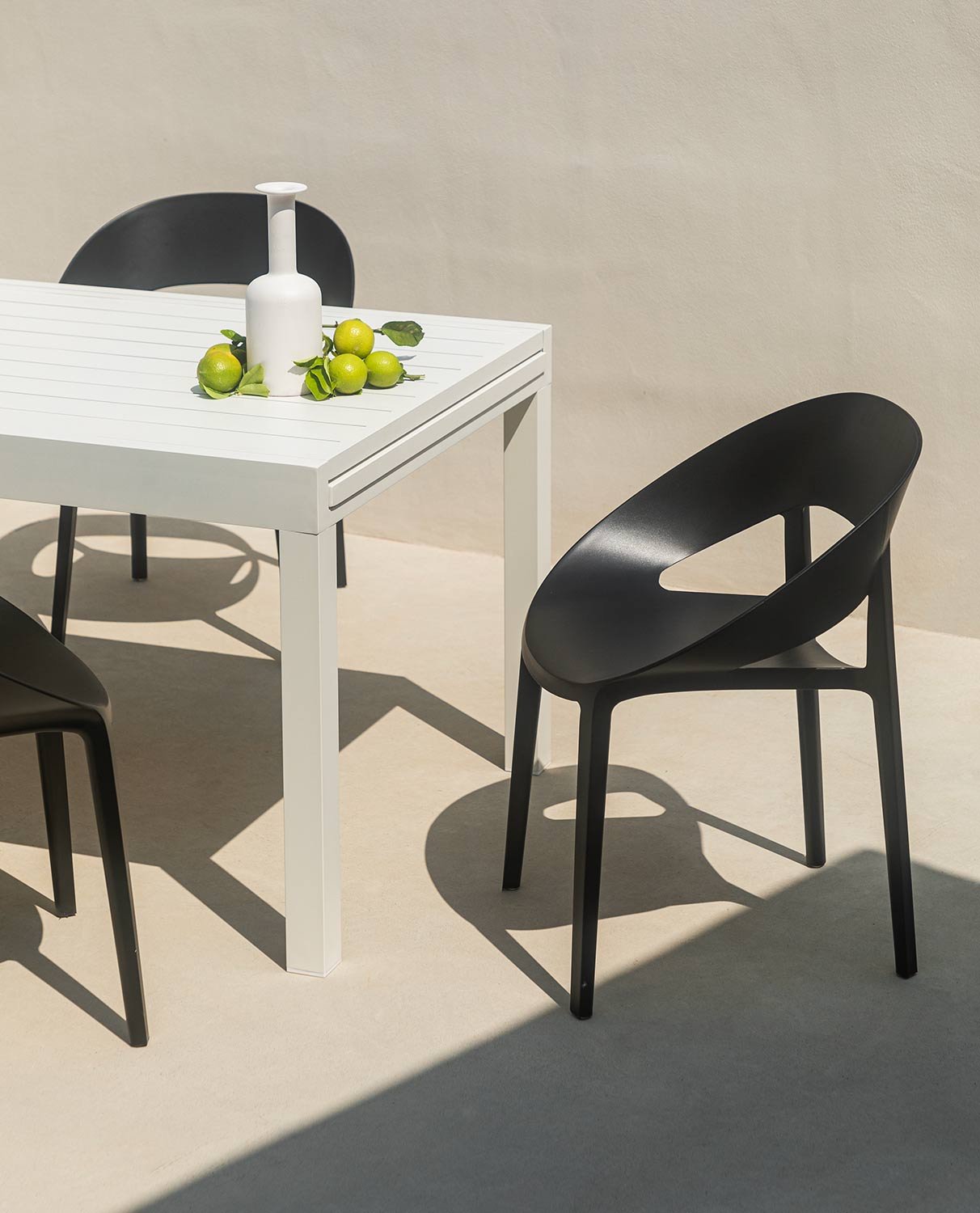 Pack 4 Chaises d'Extérieur en Polypropylène Lara, image de la gelerie 2