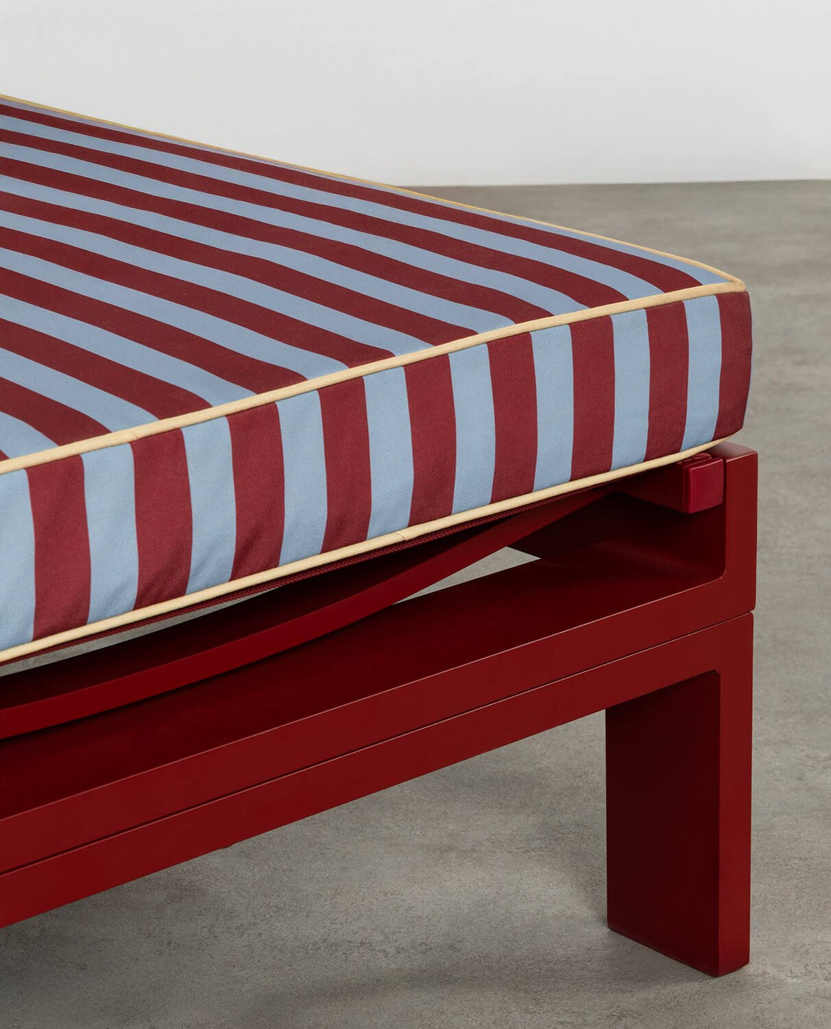 Nouvelle Chaise Longue Inclinable en Aluminium Kreta avec Coussin Rayé, image de la gelerie 2
