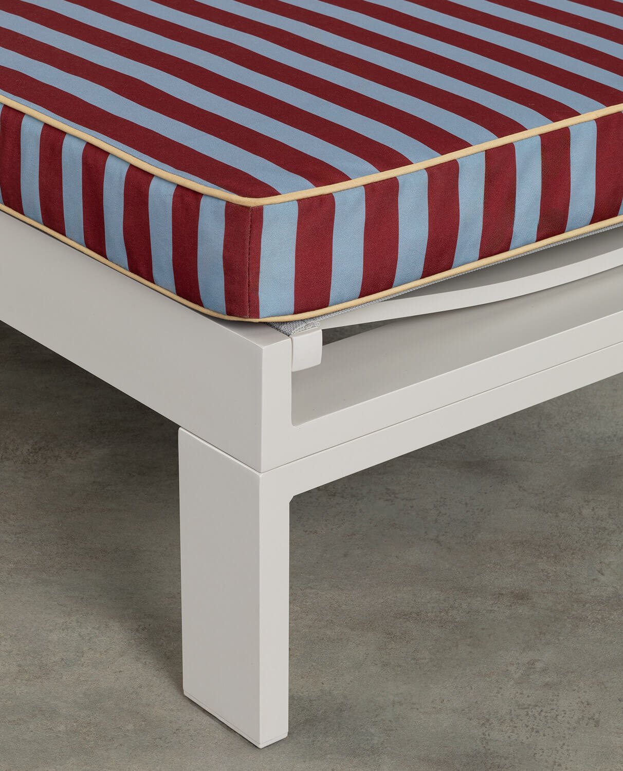 Pack 2 Chaises Longues Inclinables en Aluminium avec Coussin Rayé New Kreta, image de la gelerie 2