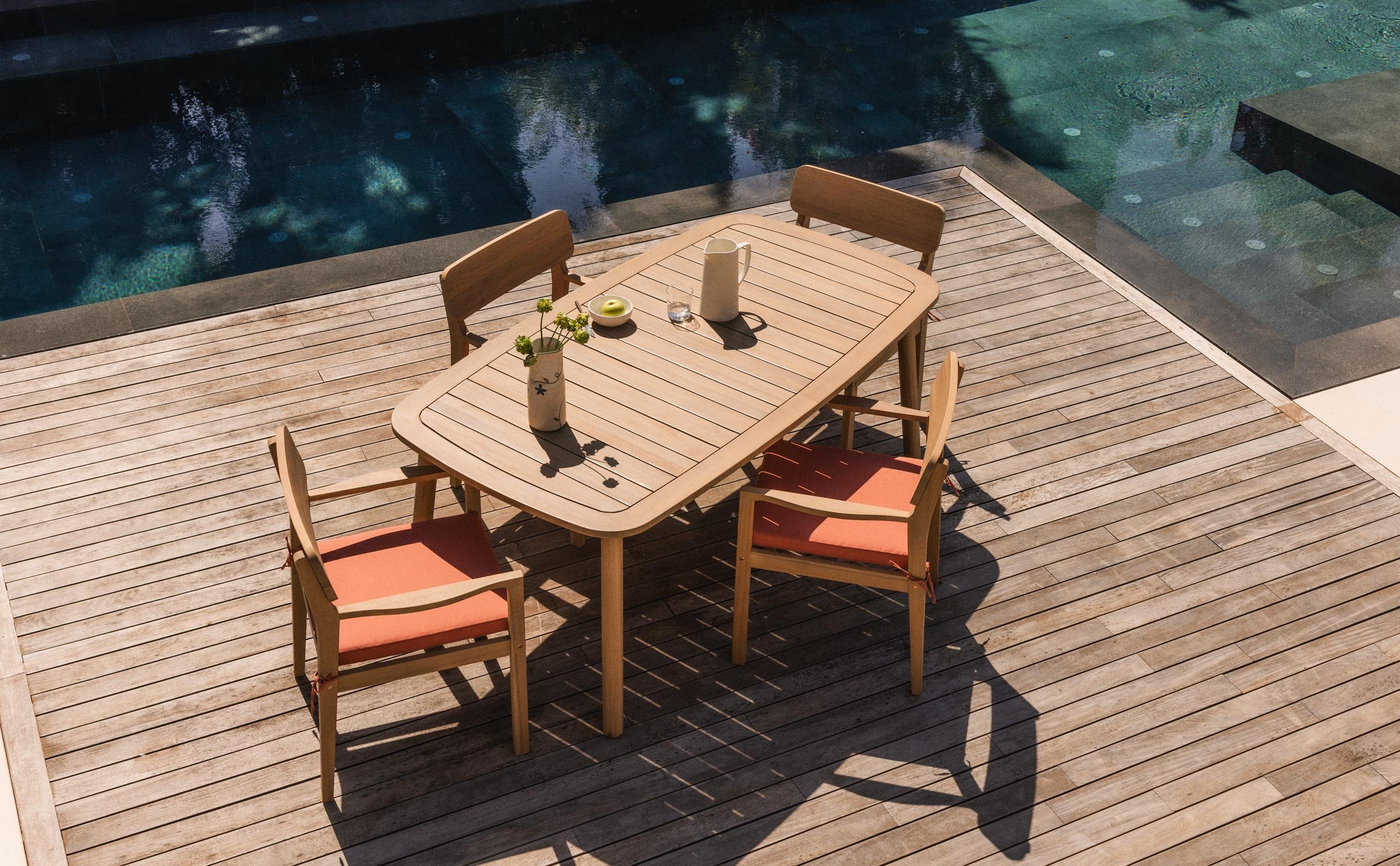 Ensemble Table de Jardin Rectangulaire (180x100 cm) et 4 Chaises avec Accoudoirs en Bois d'Acacia Marla, image de la gelerie 1