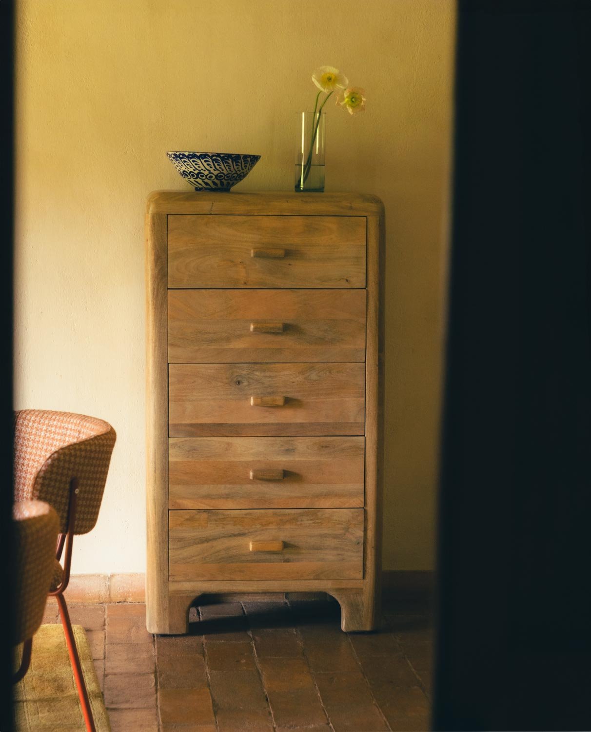 Commode en Manguier avec 5 Tiroirs Reichel, image de la gelerie 2