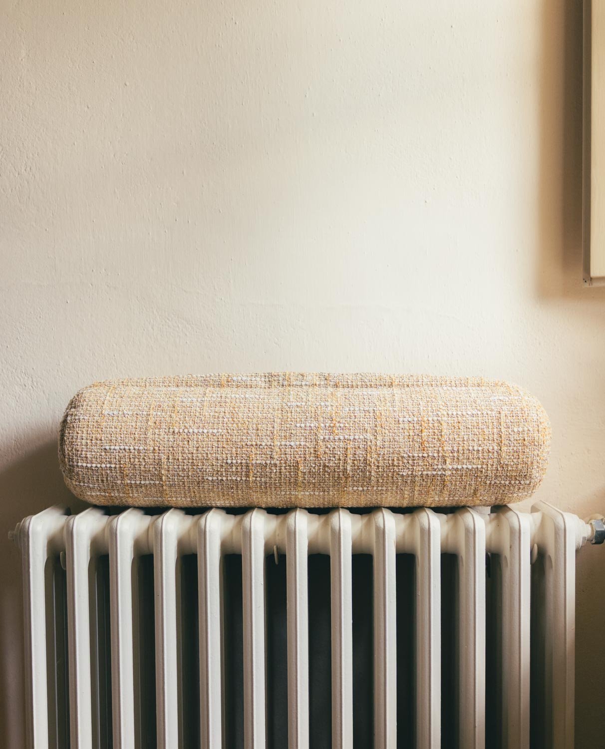 Coussin Cylindrique en Tissu (63xØ15 cm) Suaus, image de la gelerie 2