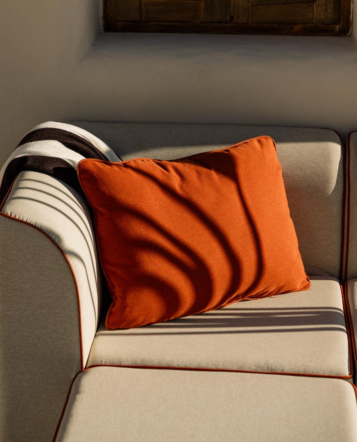 Coussin Rectangulaire en Tissu (62x45 cm) Lagos, image de la gelerie 2