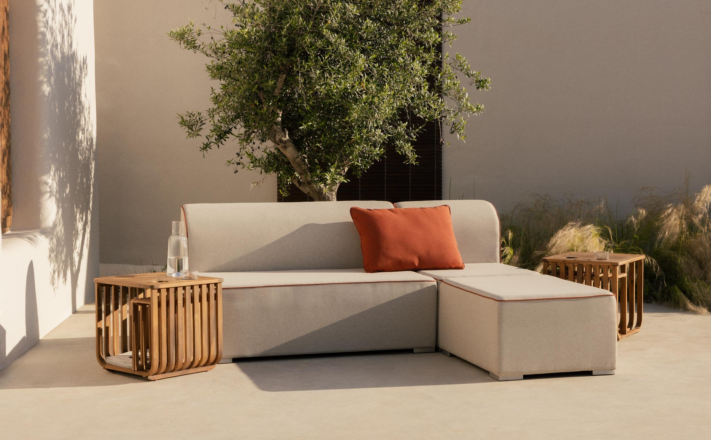 Canapé de Jardin Modulable 2 Pièces Canapé 2 Places et Fauteuil avec Pouf en Tissu Lagos, image de la gelerie 1
