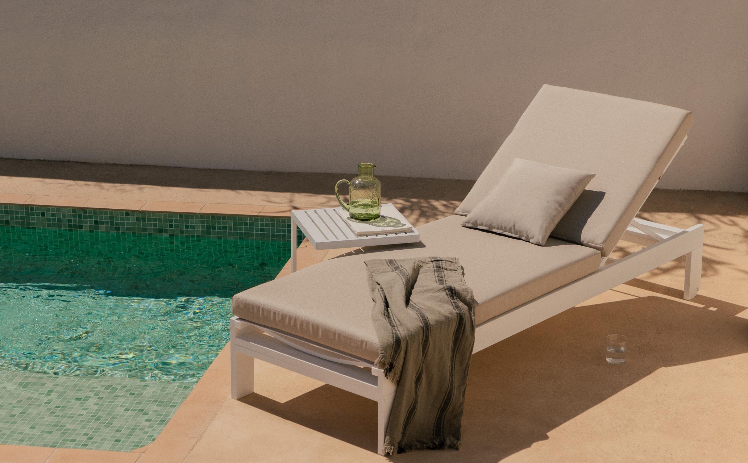 Transat avec Coussin Amovible et Coussin Carré New Kreta, image de la gelerie 1