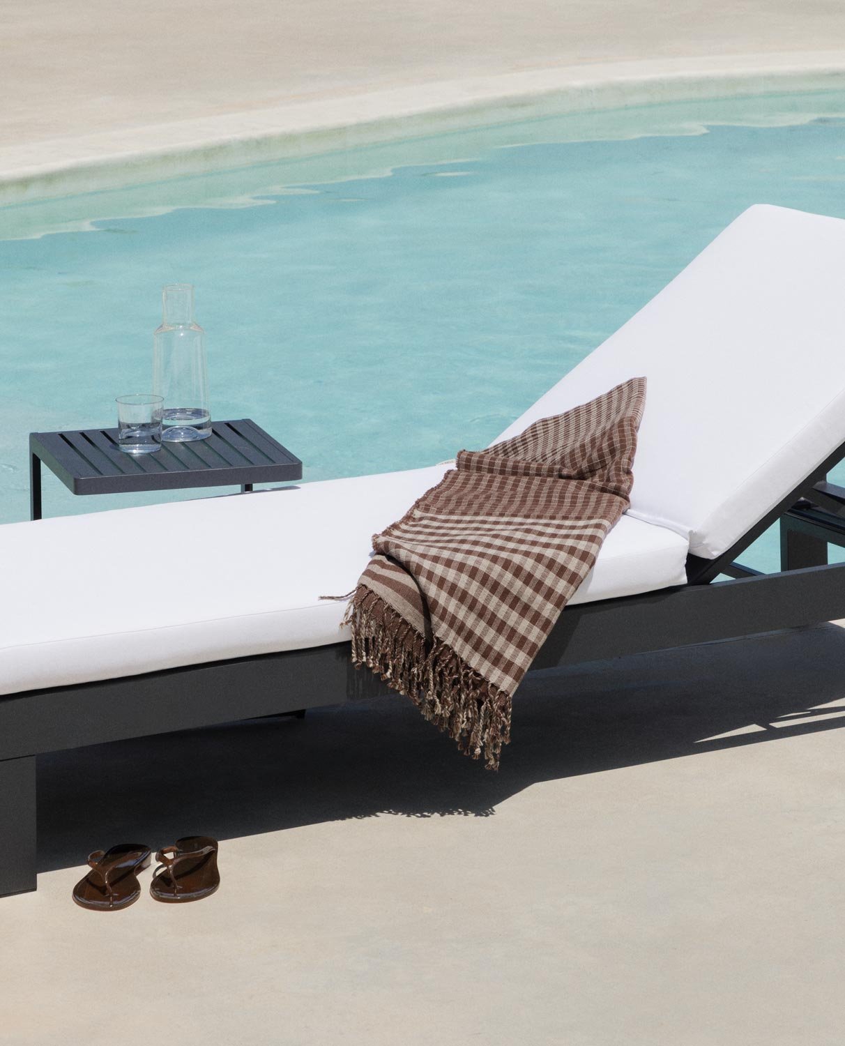 Chaise longue Inclinable en Aluminium avec Coussin en Tissu New Kreta , image de la gelerie 2