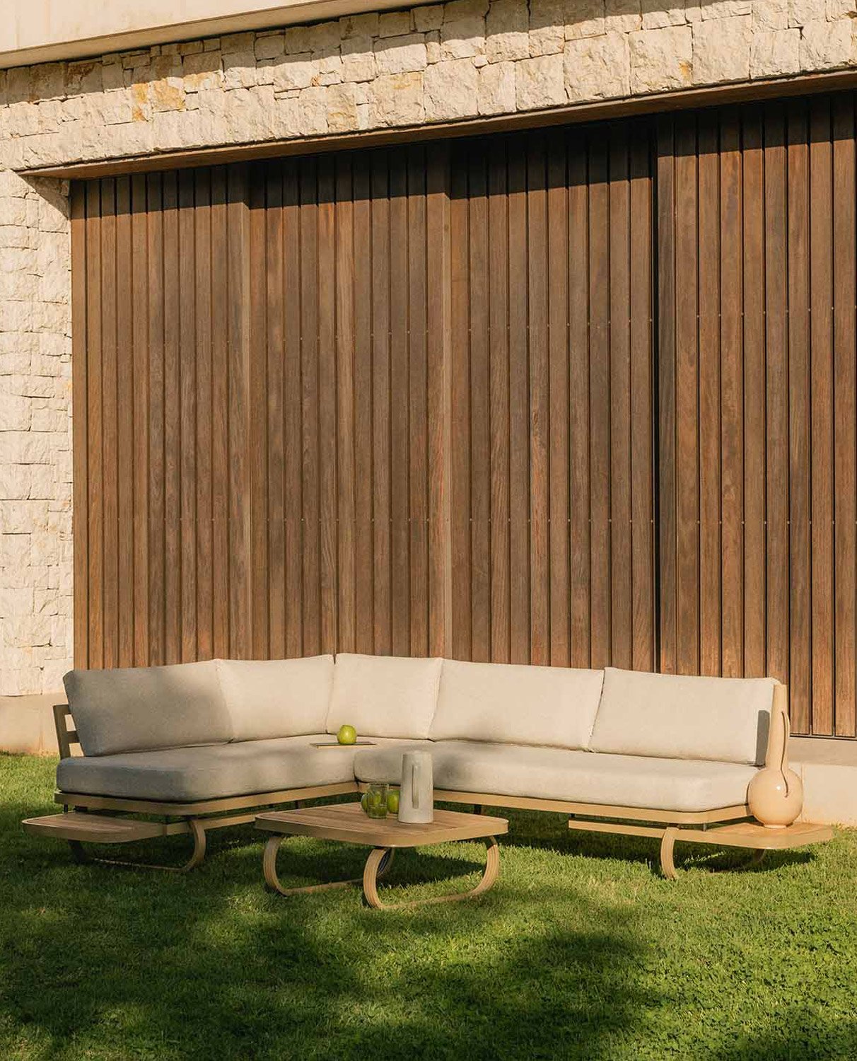 Ensemble de Jardin en Métal et Bois de Teck avec Table Basse, image de la gelerie 2
