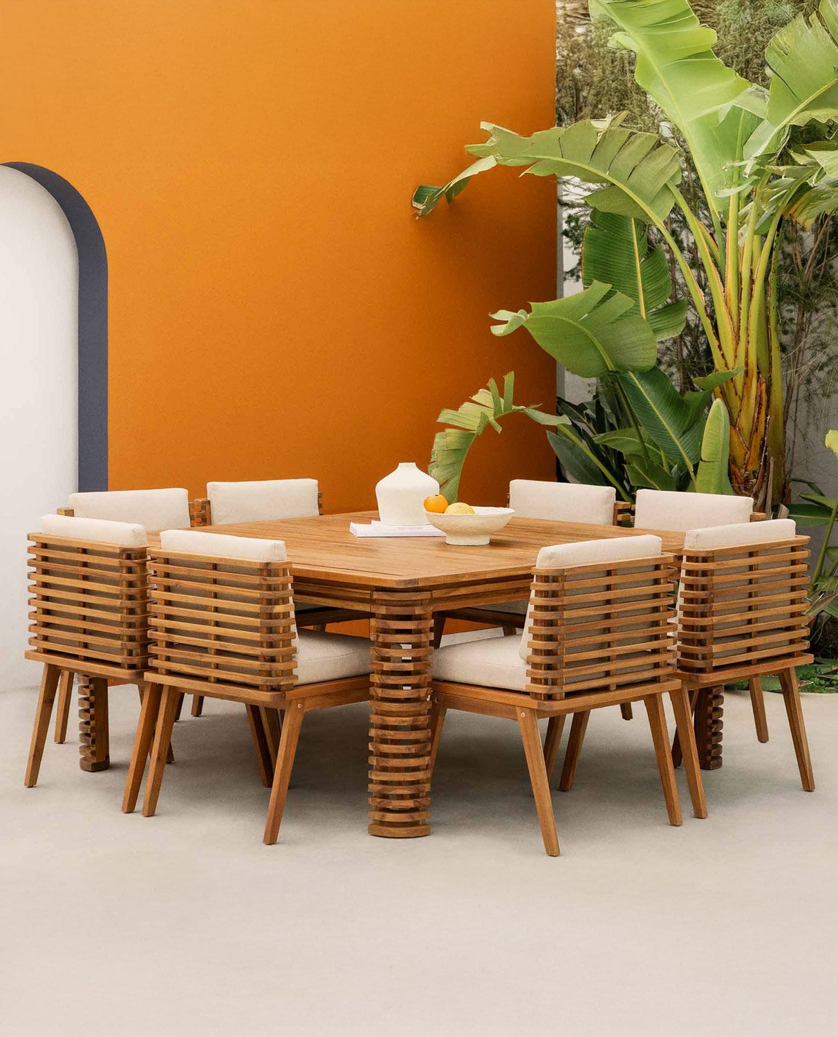 Ensemble de Table Carrée et 8 chaises en Bois d´ Acacia et Tissu d'Extérieur Hazan, image de la gelerie 2