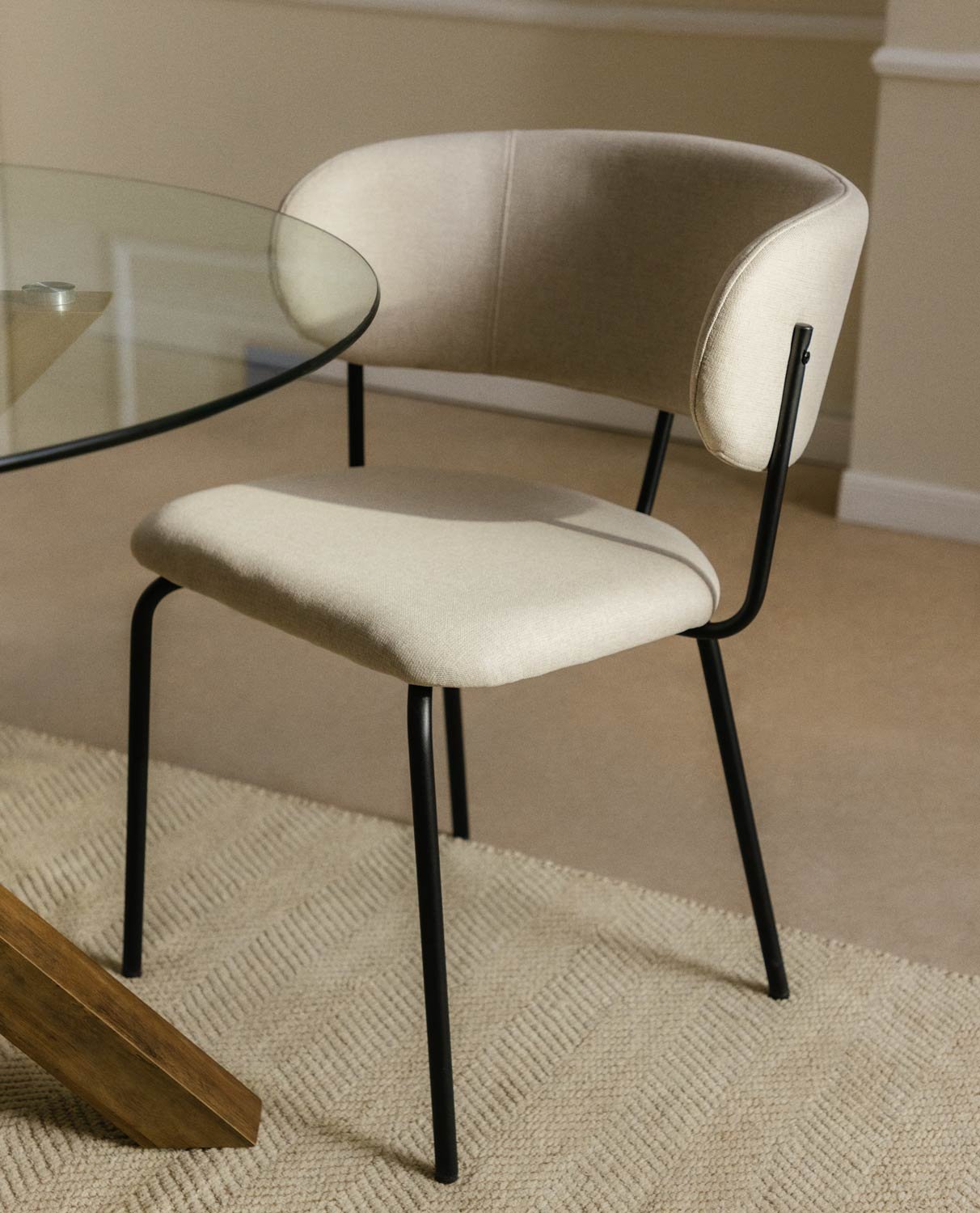 Pack de 2 Chaises de Salle à Manger en Tissu et Métal Bonse, image de la gelerie 2