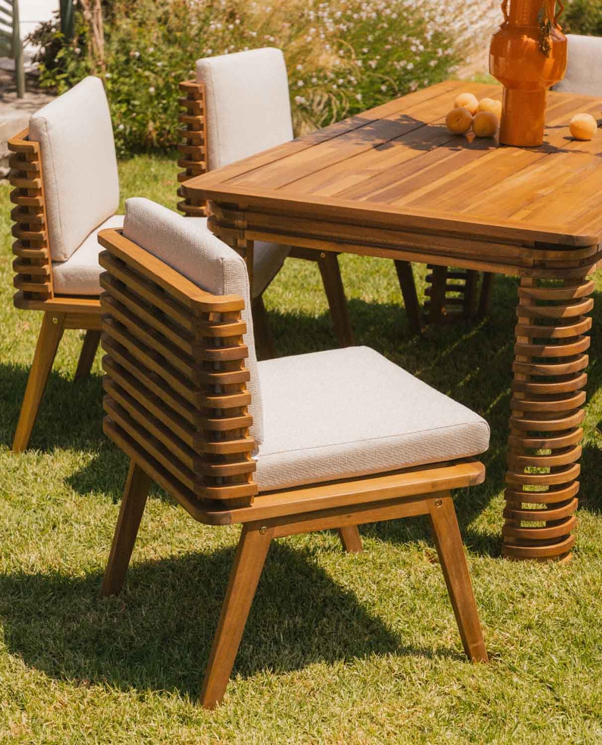 Chaise d'Extérieur en Bois d'Acacia avec Coussins en Tissu Hazan, image de la gelerie 2