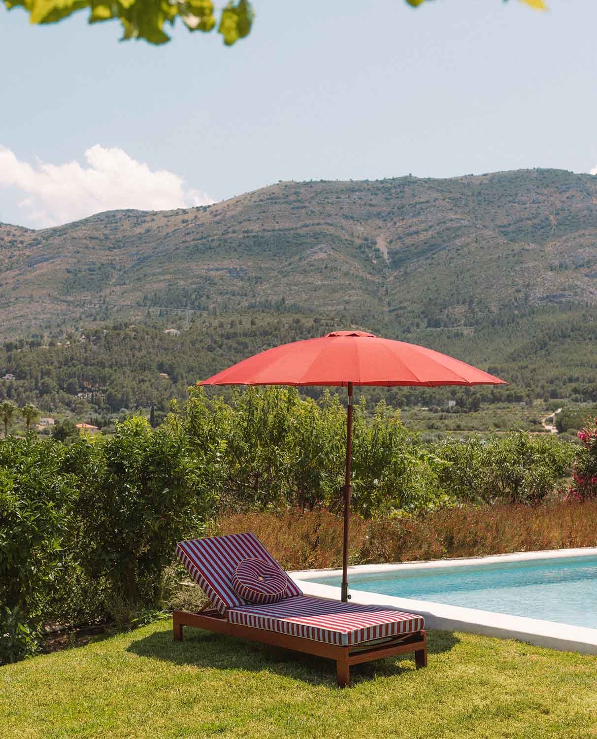 Nouvelle Chaise Longue Inclinable en Aluminium Kreta avec Coussin Rayé, image de la gelerie 2
