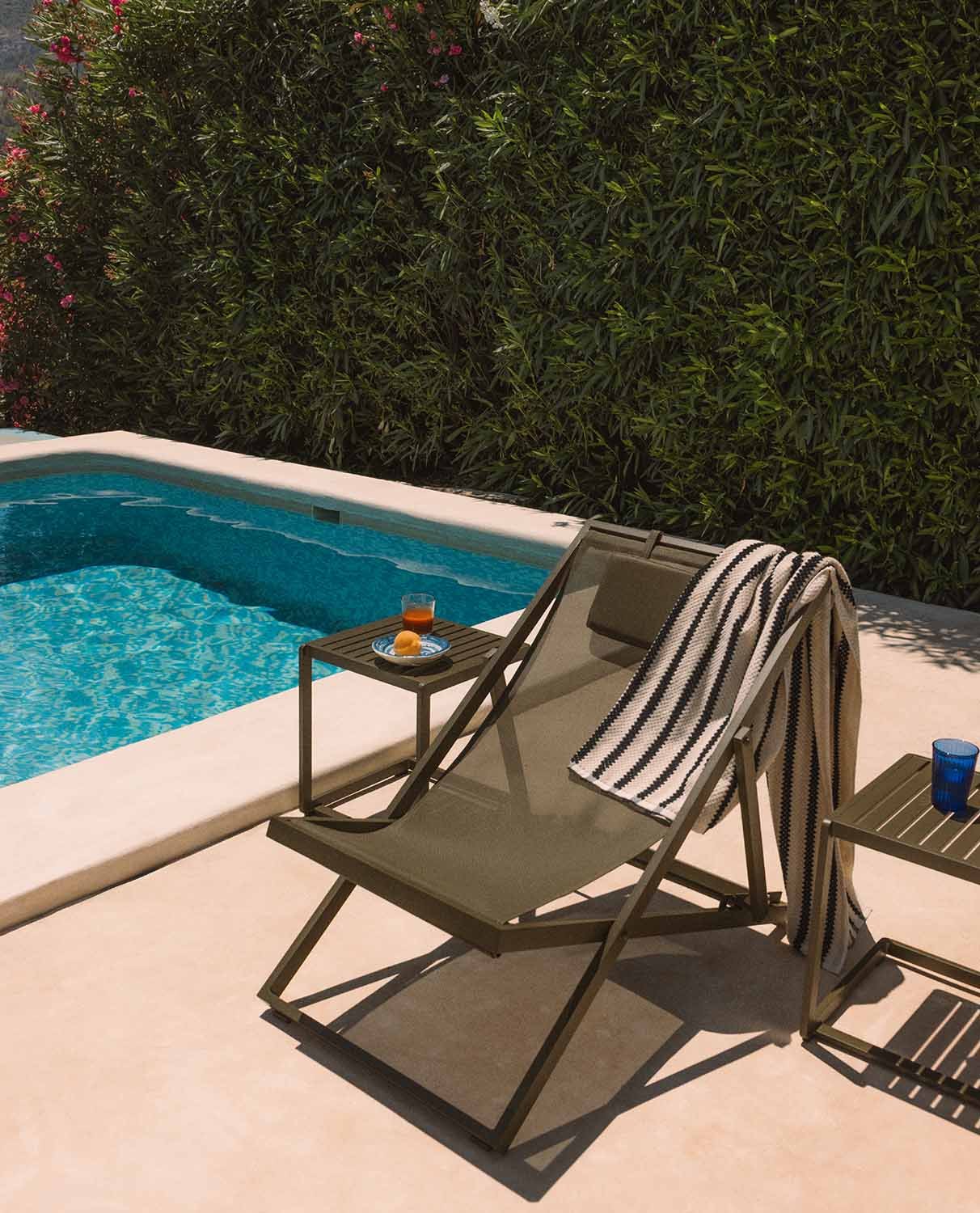 Hamac Inclinable en Aluminium avec Coussin Rilas, image de la gelerie 2