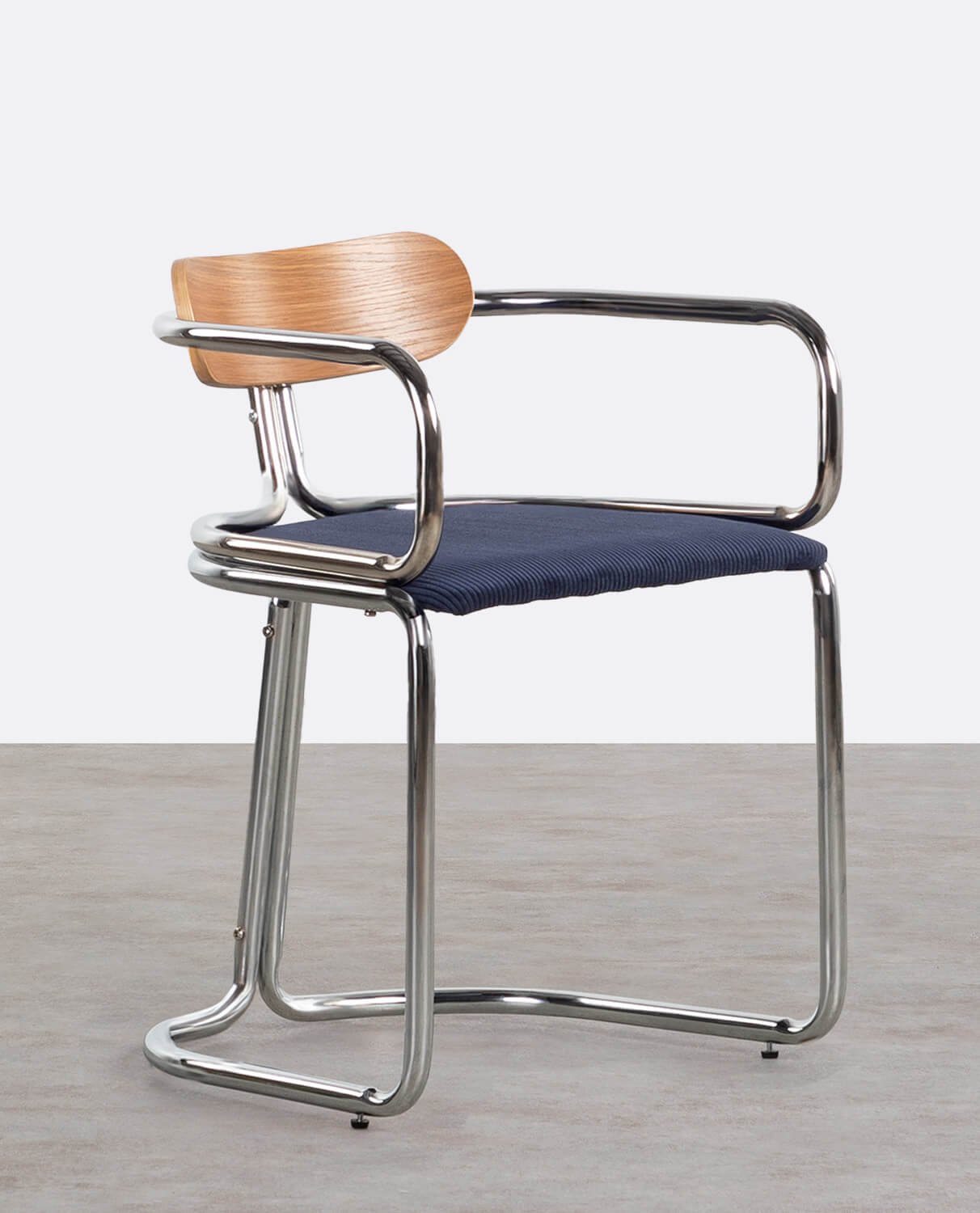 Chaise de Salle à Manger en Velours Côtelé Épais et Bois avec Accoudoirs Teba , image de la gelerie 1