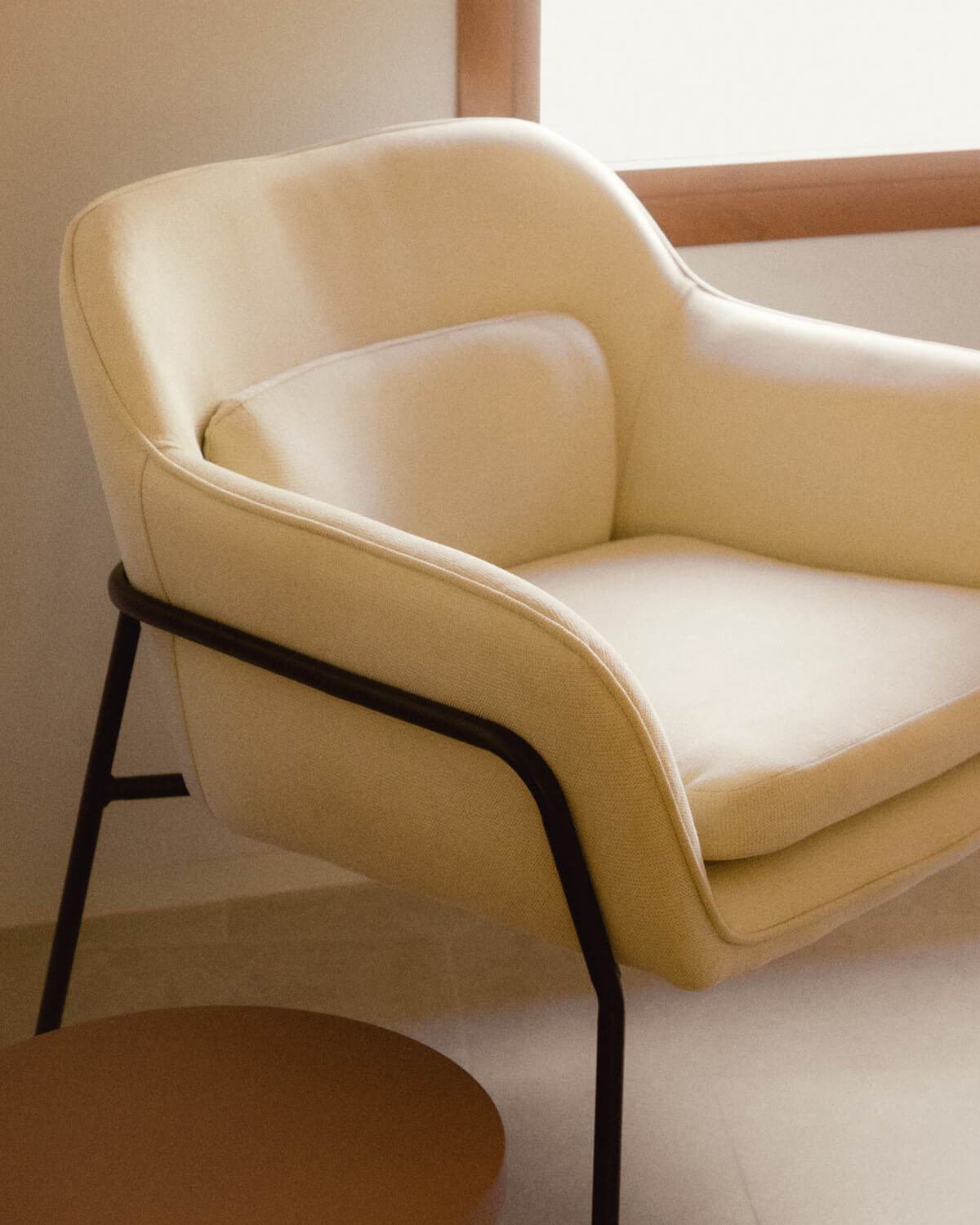 Fauteuil en Tissu et Métal Neva, image de la gelerie 3