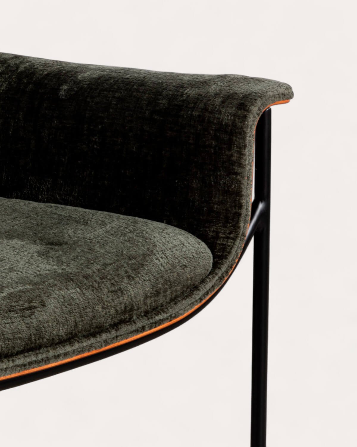 Fauteuil avec Accoudoirs en Bois et Tissu Rinu, image de la gelerie 8