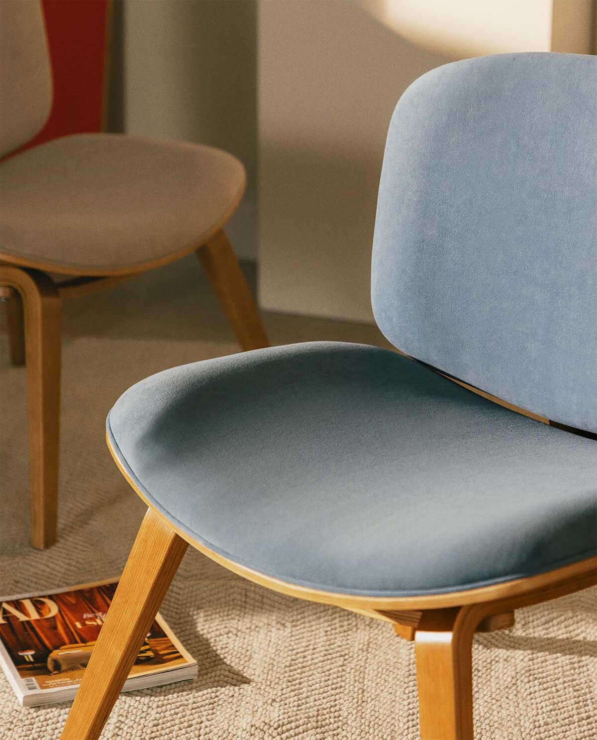 Fauteuil en Bois et Tissu Praga, image de la gelerie 3