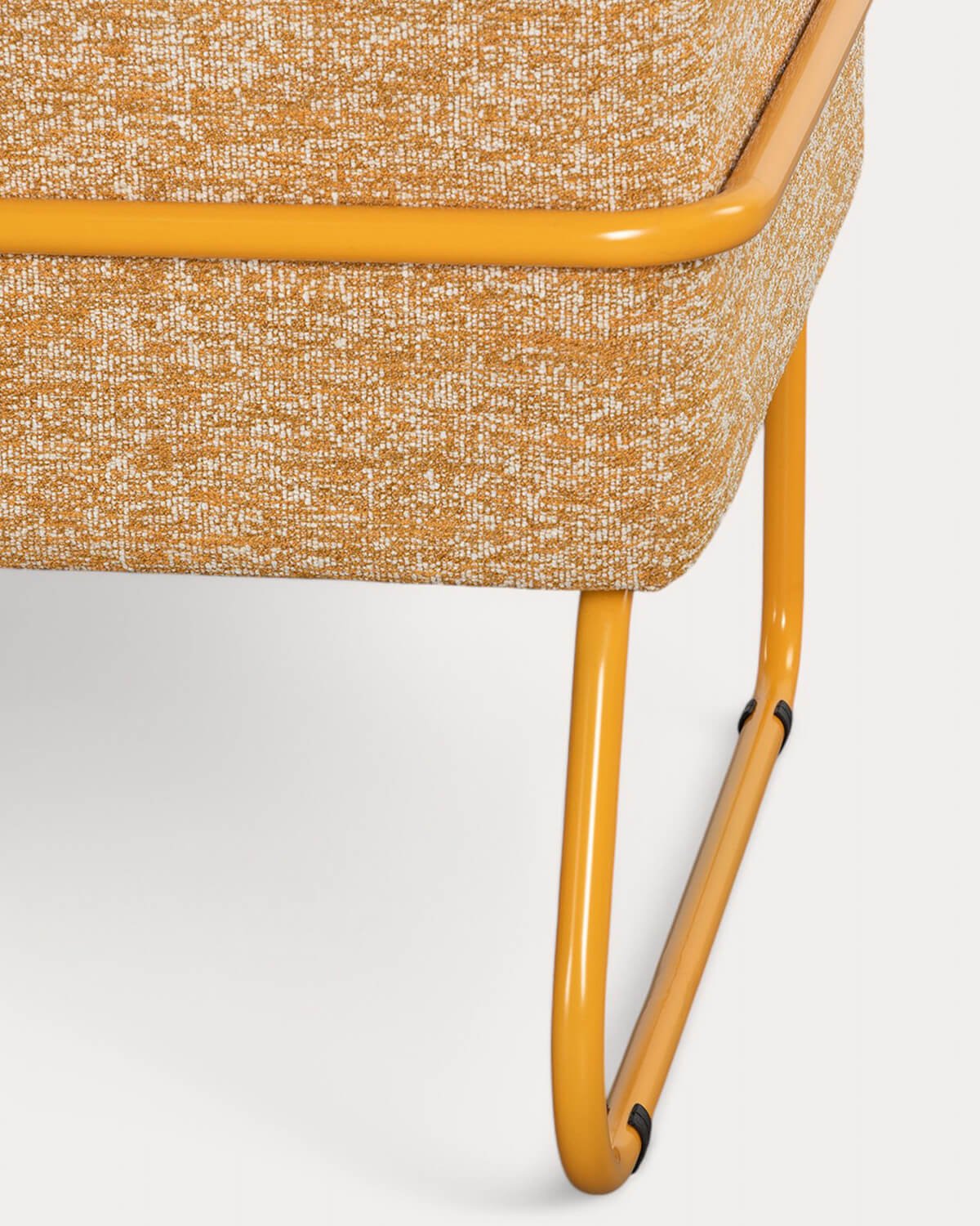 Fauteuil en tissu et métal Marcellus , image de la gelerie 8