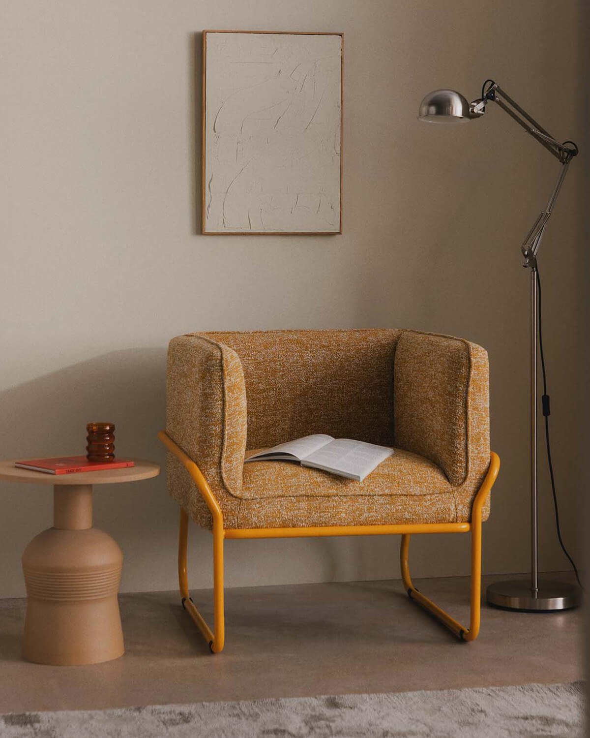 Fauteuil en tissu et métal Marcellus , image de la gelerie 2