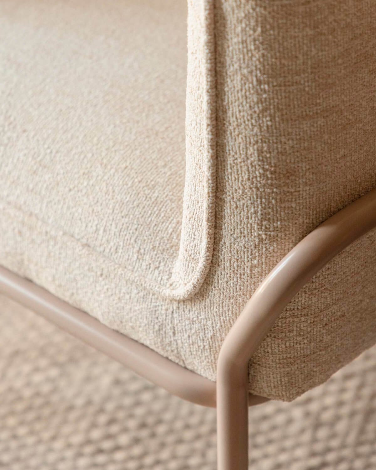 Fauteuil en tissu et métal Marcellus , image de la gelerie 3