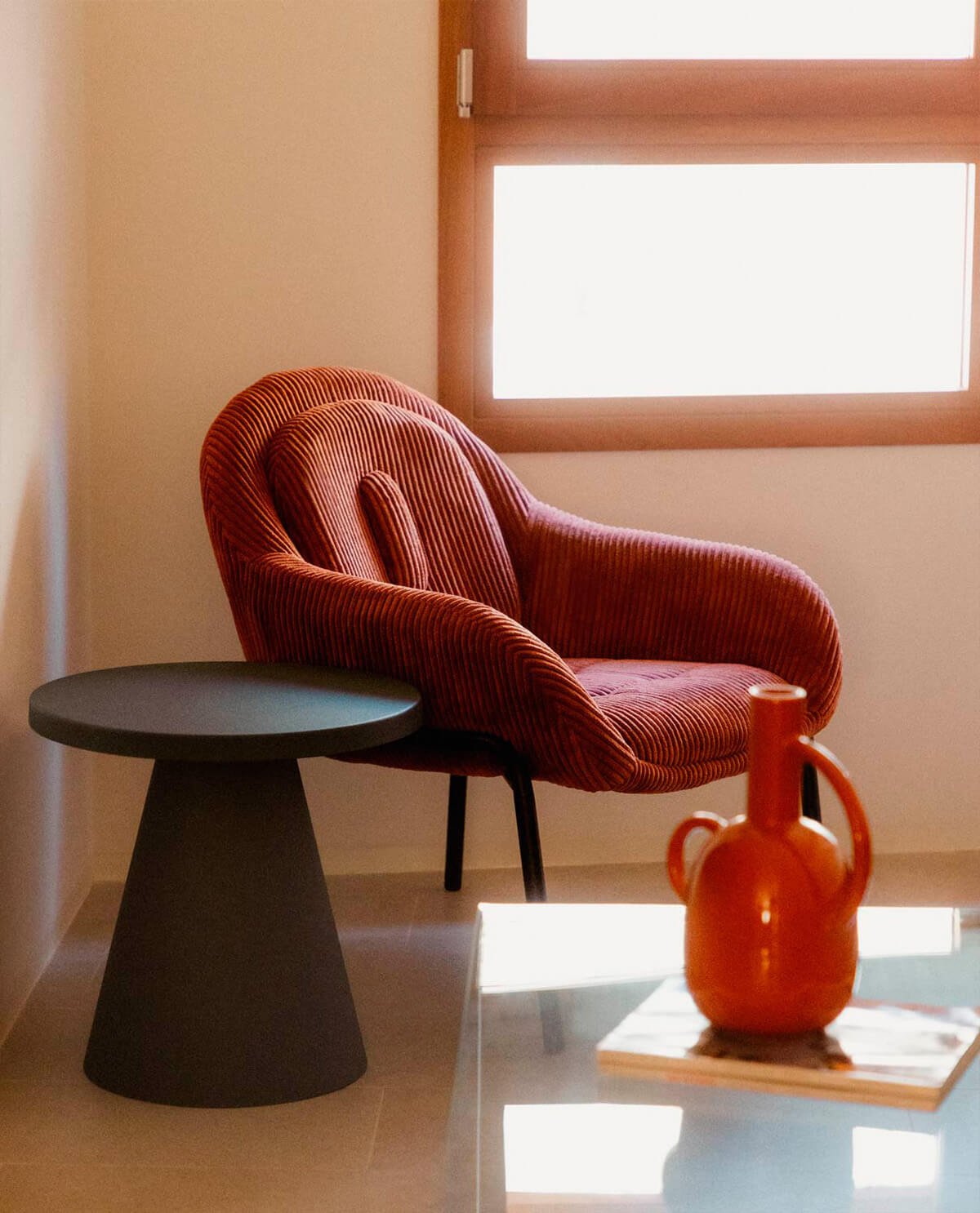 Fauteuil en Velours Épais et Métal Bres , image de la gelerie 2
