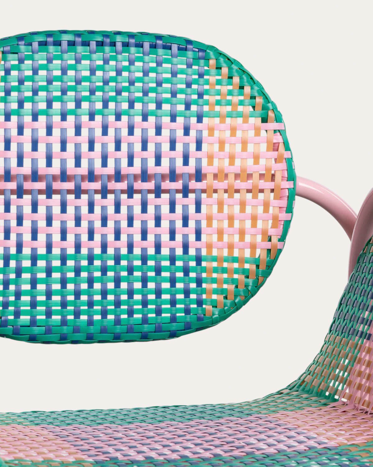 Fauteuil avec Accoudoirs en Aluminium et Rotin Synthétique Emba Studio, image de la gelerie 6