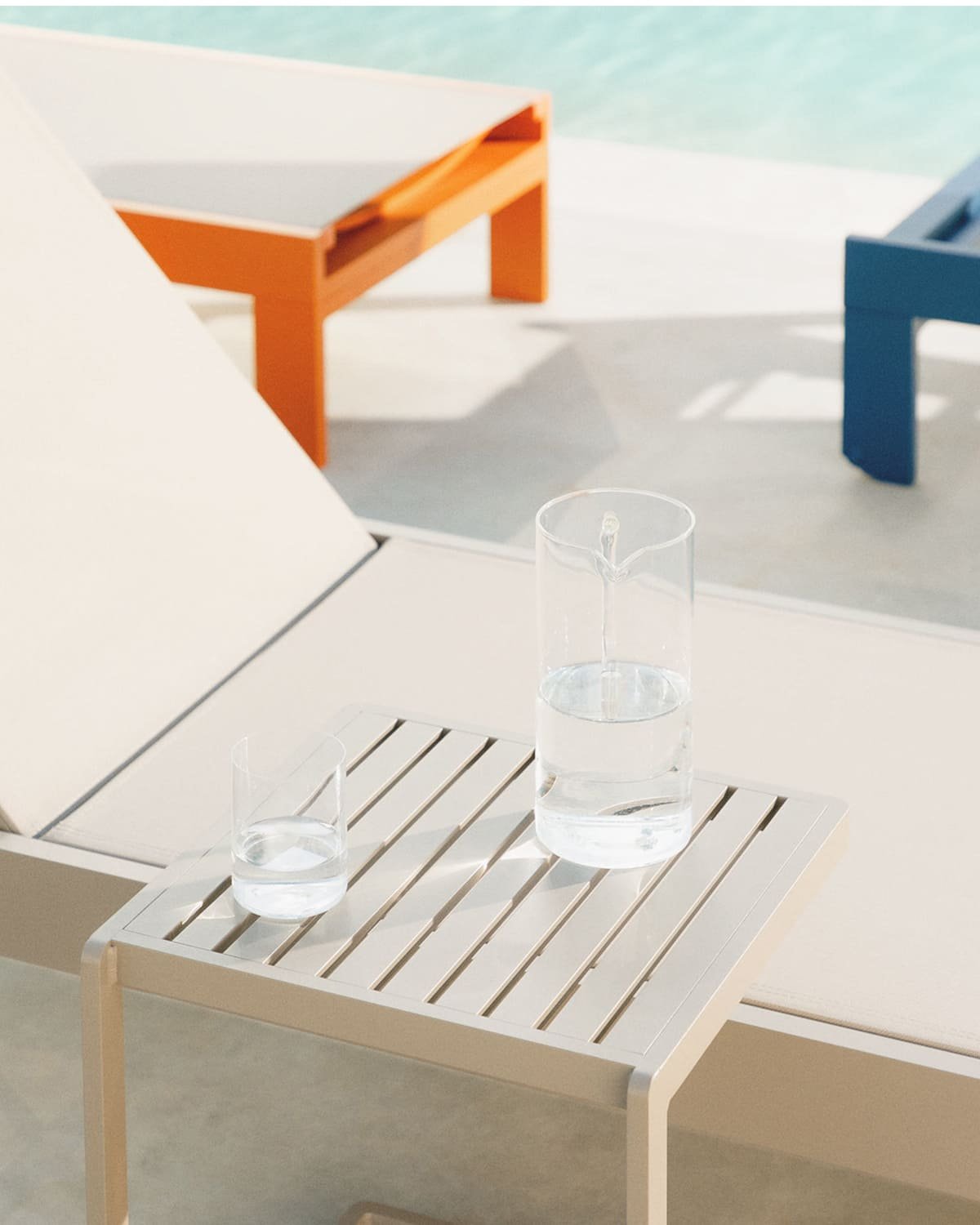 Table d'Appoint en Aluminium (40x40 cm) Kreta Colours, image de la gelerie 3